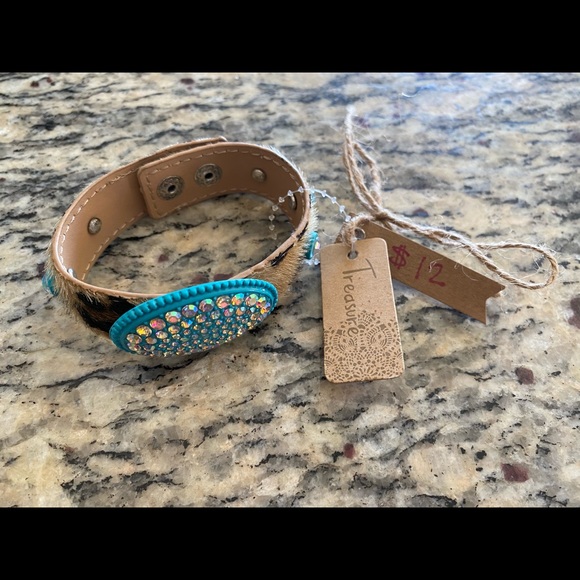Cheetah Bracelet (Blue) - Picture 2 of 2